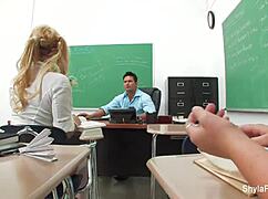 Shyla Stylez getting fucked hard by a stud! Can't believe this action! 😍