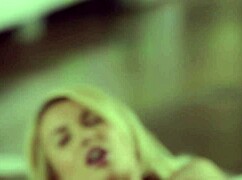 i'm all alone with my dildo toy and i just can't stop till i cum hard