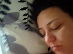 Ex Girlfriend Gets Intense Handjob Cumshot