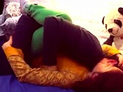 i come home to my wet girlfriend and she deepthroats me passionately