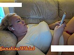 Big tits milf performs anal fingering and assfucking on webcam.