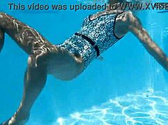 Beautiful blonde zazie skymm swims nude underwater with friends 😍