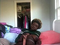 horny ebony babe, wanna see her anal play?