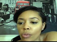 oiled up latina teen 18+ with huge bubble butt gets webcam fun 😏