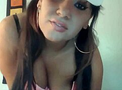 Adoration of a Stunning Big Booty on Webcam