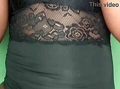 Cyndy Blackslave does a steamy erotic dance for fan