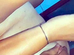 Escribiendo a Marido Mientras Follamos Duro