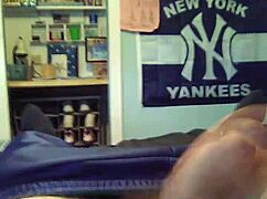 Horny 18-year-old masturbates wildly!