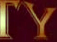 मेरी फ्रॉस्ट डिमली लिट रूम में इंटिमेट कपल प्ले में एंगेज होती है