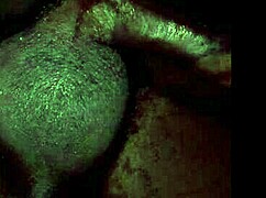 Watch me masturbate to lesbian porn?