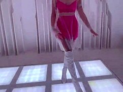 Skinny Teen Sucks Photographer's Cock Behind Scenes After Photo Shoot