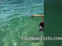 Férias, aprenda comigo a dar um boquete nessas tetas grandess