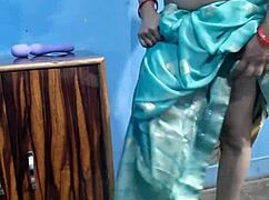 sexy bhabhi enjoys dildo in green saree