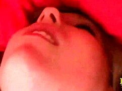 Cleo And Annie Knight Share Vibrator For Double Orgasm