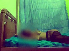 dios, esta latina pornstar cabalga el coño como una profesional del sexo hardcore, ¿no?