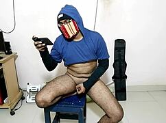 Too Closeup My Dick, Watching Mobile Porn Feels So Raw and Intense Right Now