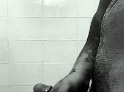 me masturbo so hard thinkin’ bout my hot latina neighbor!