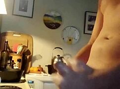 exploring the kitchen and reaching orgasm 😊