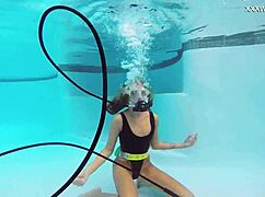 katya nakolkina shows perfect ass underwater!