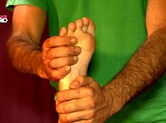 Want to see teen massage turn into feet fuck and cum?