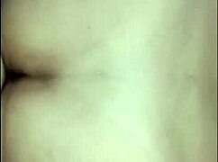 why is this big ass tempting me while waiting for food?