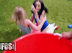 Daisy Stone and Scarlett Bloom Peel Leggings for Cumshot!