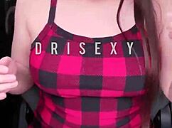 Novinha Cheia De Tesão Brinca Com Dildo De 22Cm No Carro Dri Sexy