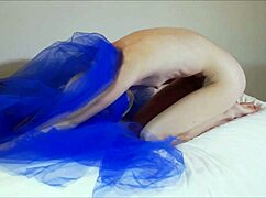 odette's erotic bed play with her pussy