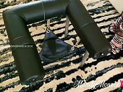 Blonde Janet Mason licks hairy pussy