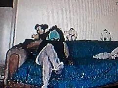 hola cuidando a mi h para que no llegue su mama y la encontre con su conpadre 😈