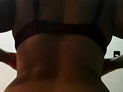 Me Compro Ropa Interior Para Seducir A Mi Novio Y La Pongo A Prueba Con Uno De Mis Amigos Cachondos Creo Que La Compra Fue Un Éxito Ya Que Terminamos En Un Motel Cogiendo Rico