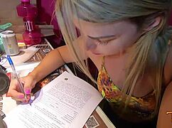 Conversational Yo, check Melody Antunes debut with Pistolinha, Tony Tigrão, and Binho Ted!