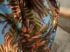 seller gets fucked after being dazzled by cash, showered in cum