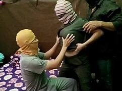 la maldicion del trio casero se apodera del porno latino, mi novia invito a su amigo y terminamos follandos los tres en este porno real casero