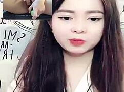 jin xinh bunny performs a live show with full face and talking