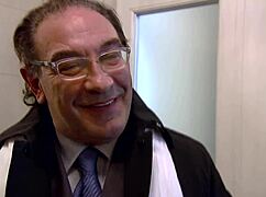 Wow, Geile Escortschlampe Hart Gefickt in Wild Action! So Hot! 😍