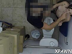 i'm the bimbo dilettante gettin screwed hard