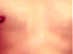 Hey man, check out this cute Vietnamese guy giving a hot handjob live on Blued!