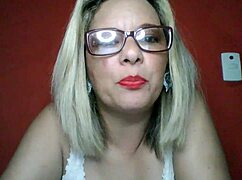 Mother and daughter have crazy sex with boyfriend in wild erotic encounter