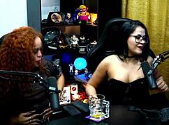 emy tatuada couldn't hold back her desire during the podcast p�pum no barraco
