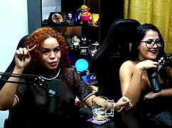 emy tatuada couldn't hold back her desire during the podcast p�pum no barraco