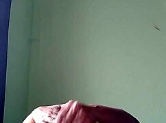 i got fucked by dat brinjal so hard, pussy all wet and nude