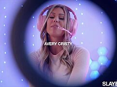 aidra can't resist avery