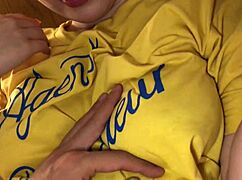 Japanese Amateur Shaved Hairless Girl Masturbates with Toys in Full Version