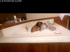 marliese morgan lathers up her big tits and ass