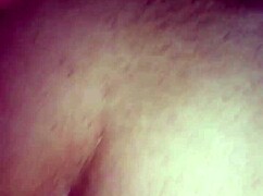 metiendole la verga a la puta de mi esposa