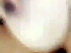 Watch this thick booty take that big dildo!