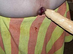 i'm a horny soloboy playing with my dildo