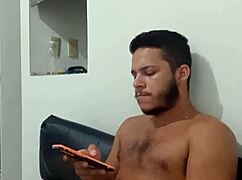 novinho dotado gozando gostoso in solo session