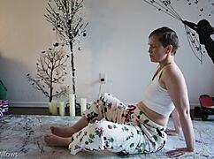 Wanna join my yoga lesson for shaved pussy tips?